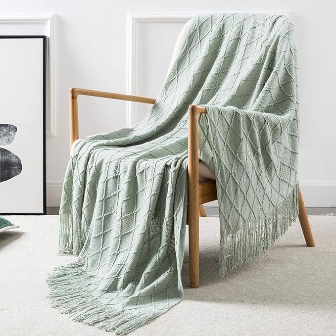 Homiest Decorative Knitted Throw Blanket by Homiest