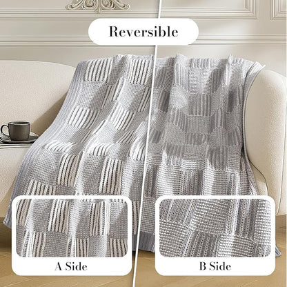 Amélie Home Checkered Knit Throw Blanket - Image 2
