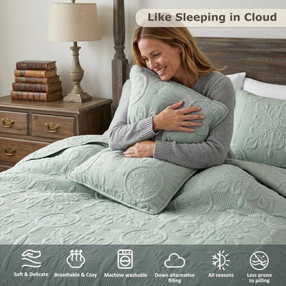 sage green damask quilt queen size bedding sets, close-up detail