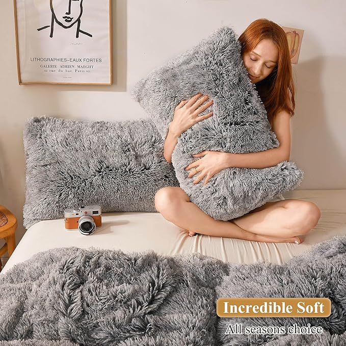 XeGe 2 Pieces Faux Fur Throw Pillow Covers, Shaggy Fluffy Cushion Covers - Image 5