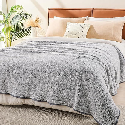 EMME Soft Sherpa Fleece Blanket Reversible Plush Fluffy Large Blanket, Light - Image 6