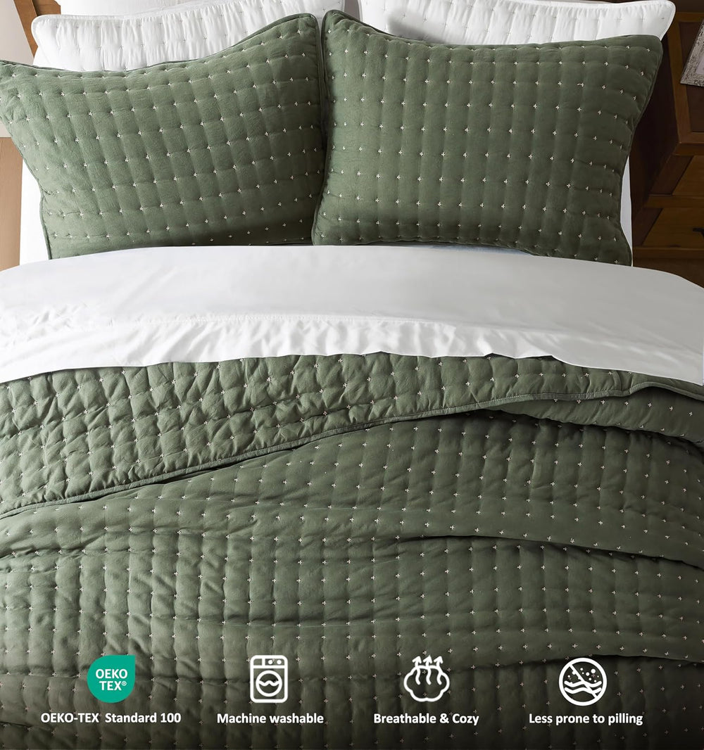 WDCOZY Cloud Soft Quilt Set, King Size, Moss Green, 3 Pieces 104x90 inches