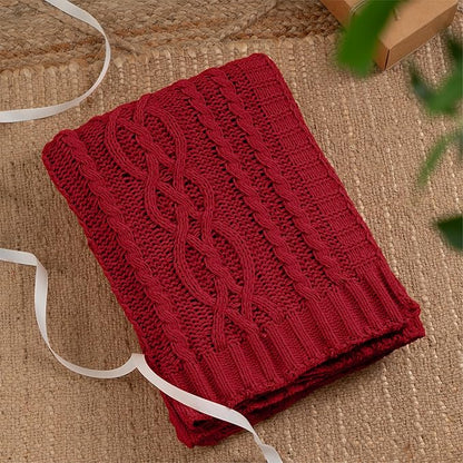 Battilo Christmas Dark Red Throw Blanket - Image 9