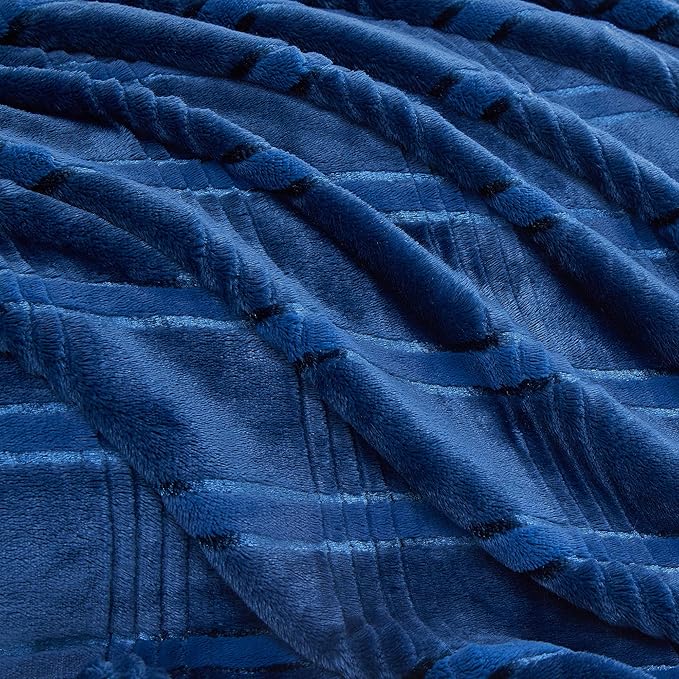 Oversized King Fleece Blanket 120x120 Inches, Seamless Soft Cozy 3D Jacquard - Image 6