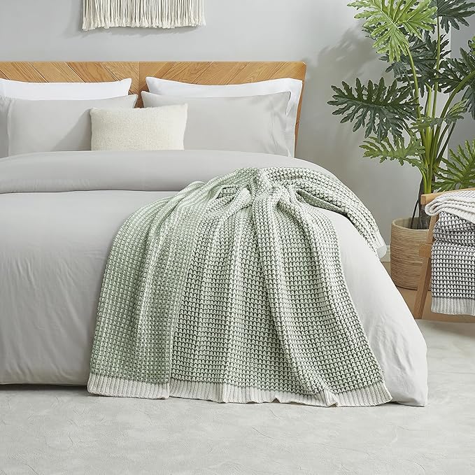 Amélie Home Waffle Chenille Throw Blanket - Image 7