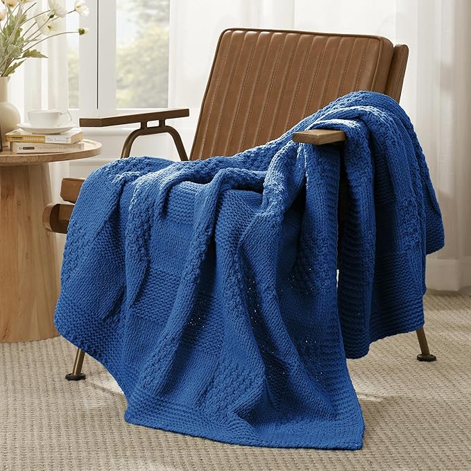 Amélie Home Checkered Chenille Knit Throw Blanket - Image 4