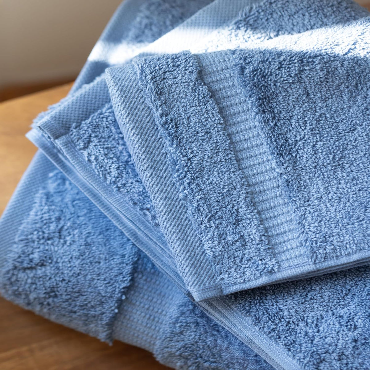 salbakos 100% turkish cotton bathroom towel set of on a desk or shelf