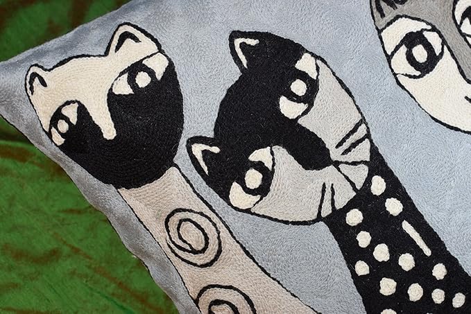 Picasso Cat Pillow Cover - Image 4