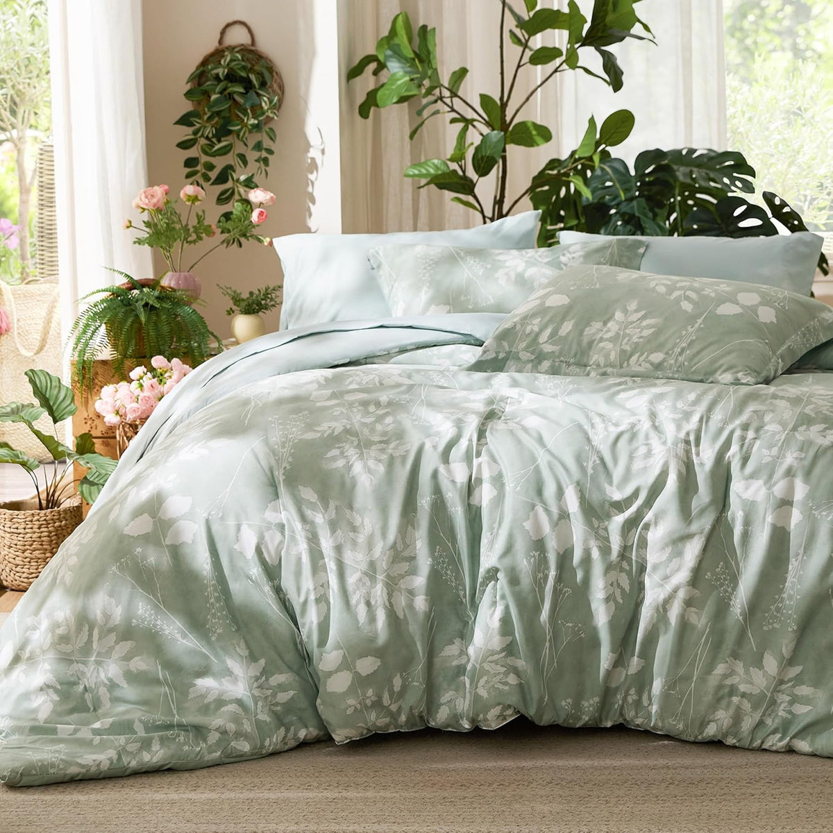 bedsure sage green queen comforter set, floral bedding, main product view