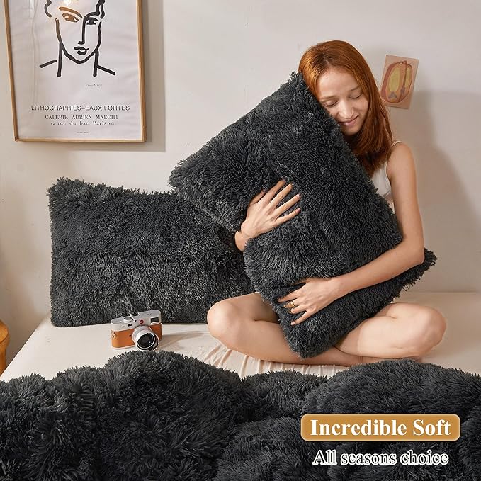 XeGe Cozy Faux Fur Throw Pillow Covers, Zippered Fluffy Cushion Covers - Image 5