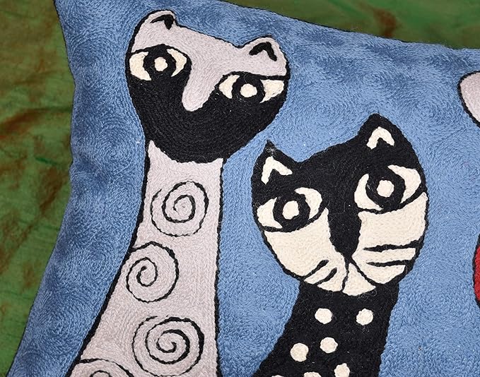 Lumbar Picasso Pillow Cover - Image 4