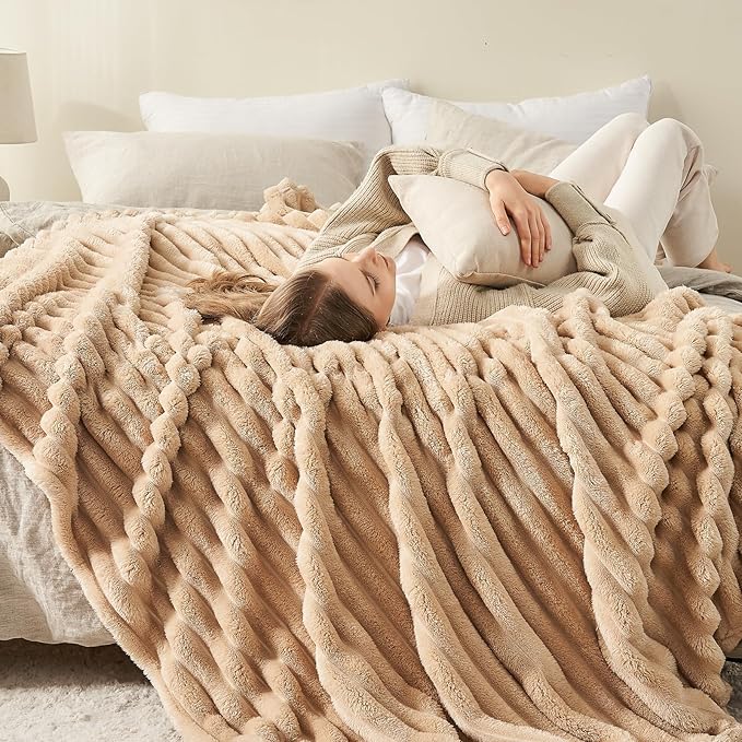 NEWCOSPLAY Super Soft Queen Blanket Brown Premium Silky Flannel Fleece 3D - Image 3