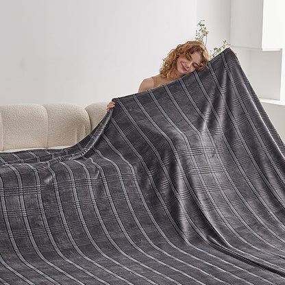 Oversized King Fleece Blanket 120x120 Inches, Seamless Soft Cozy 3D Jacquard - Image 3