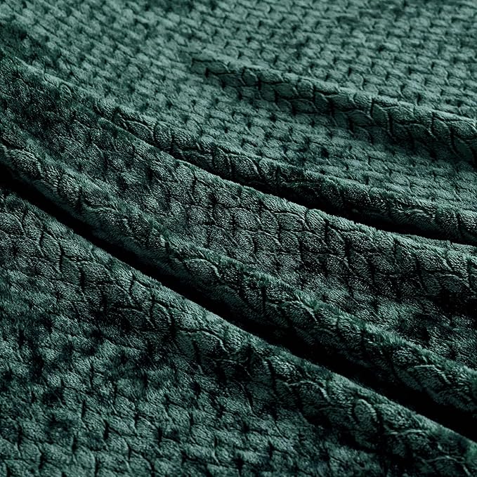 Oversized King Fleece Blanket 120x120 Inches, Seamless Soft Cozy 3D Jacquard - Image 4