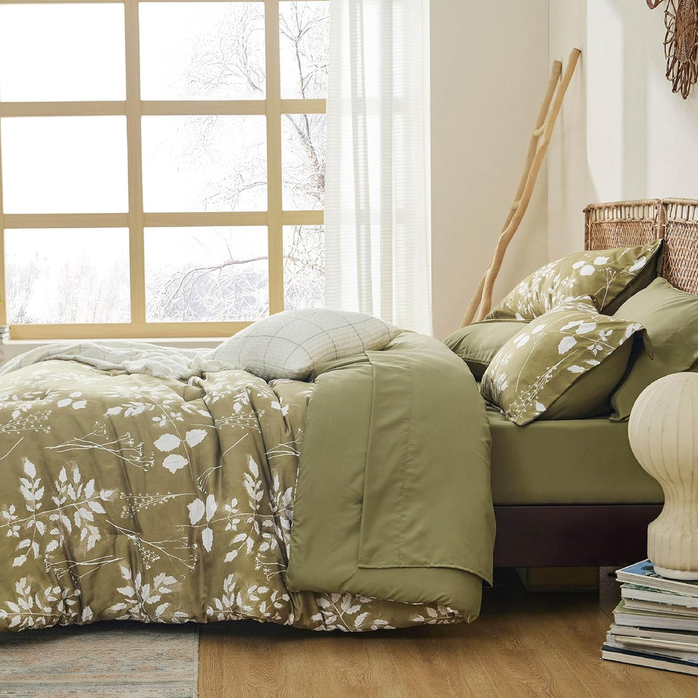 Bedsure Floral Olive Green Comforter Set, Full Bedding Sets, 7 Piece