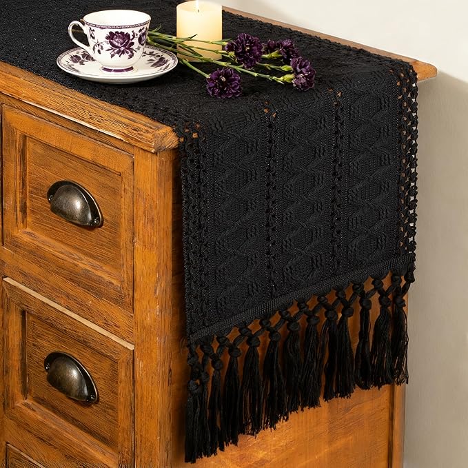 FEXIA Macrame Table Runner by FEXIA