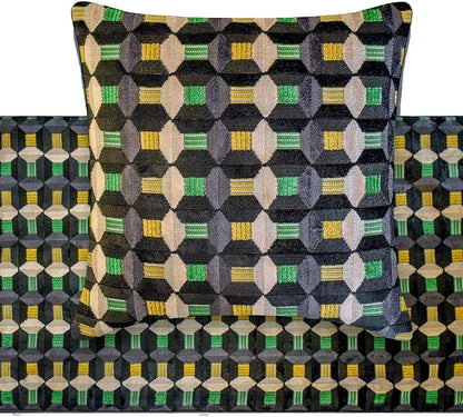 The HomeCentric Green Bed Runner - Image 3