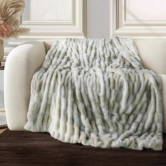 Ultra Soft Cozy Faux Fur Throw Blanket, Fuzzy Plush Thick Bubble Blanket by blunique