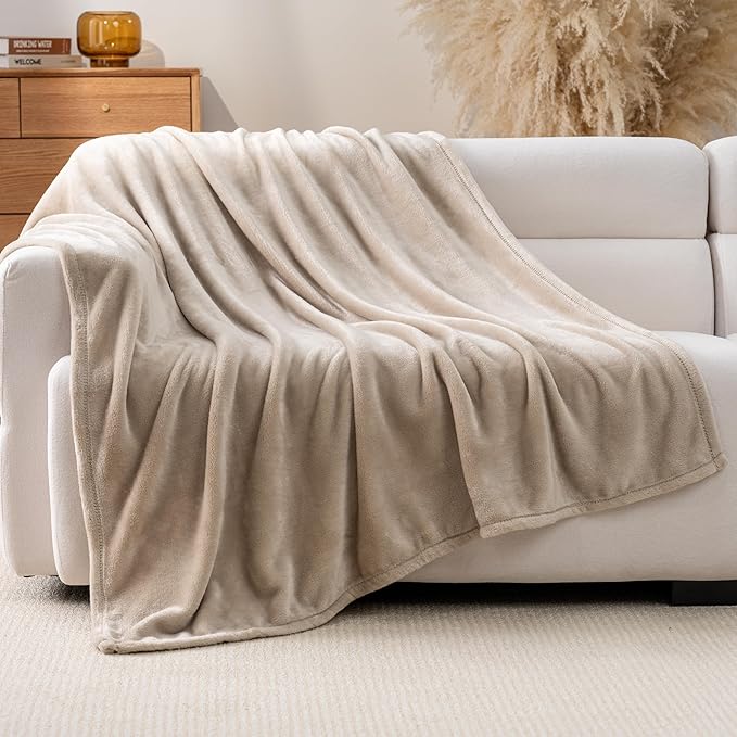 Luxury Fleece Warm Throw Blanket, Soft Lightweight Velvety Plush Throw - Image 2