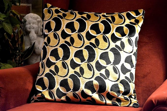 Tache Velvet Throw Pillow Cover - Image 9