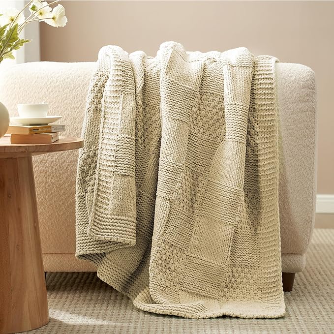 Amélie Home Checkered Chenille Knit Throw Blanket - Image 2