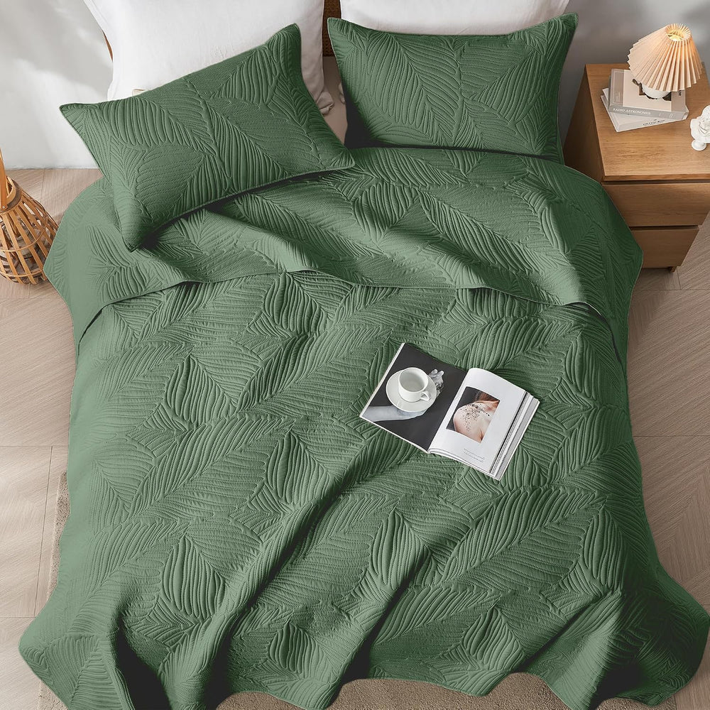 OARAGE King Quilt Bedding Set Lightweight Soft Olive Green Bedspread Coverlet...