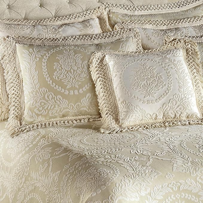 Timeless Vintage Style Bedding | Neutral Sage and Ecru | Textured Matelasse - Image 3