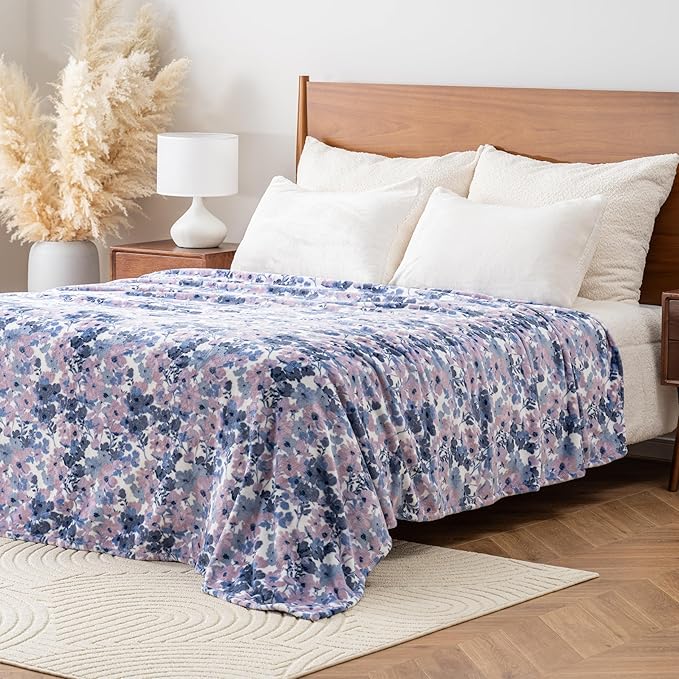 Luxury Printed Fleece Warm Blanket, Soft Lightweight Velvety Plush Throw - Image 2