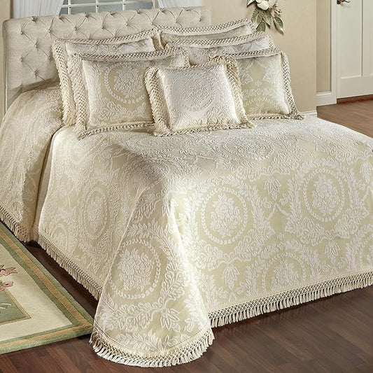 Timeless Vintage Style Bedding by TouchofClass