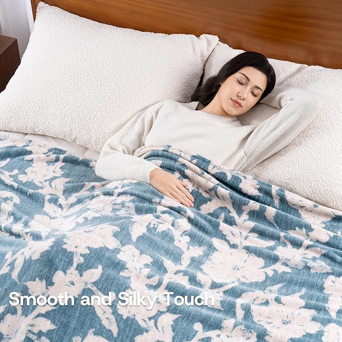 Luxury Printed Fleece Warm Blanket, Soft Lightweight Velvety Plush Throw - Image 4