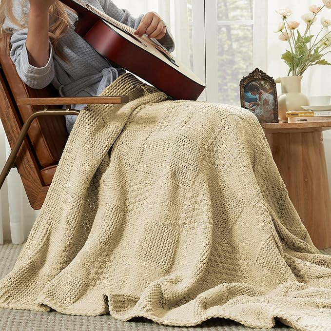 Amélie Home Checkered Chenille Knit Throw Blanket - Image 5