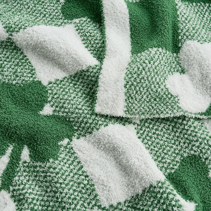 Snuggle Sac St.Patrick's Day Blanket, Lucky Spring Green Clover Shamrock Irish - Image 7