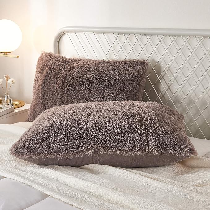 Uhamho Set of 2 Faux Fur Throw Pillow Covers Soft Velvet Decorative Pillowcases by Uhamho