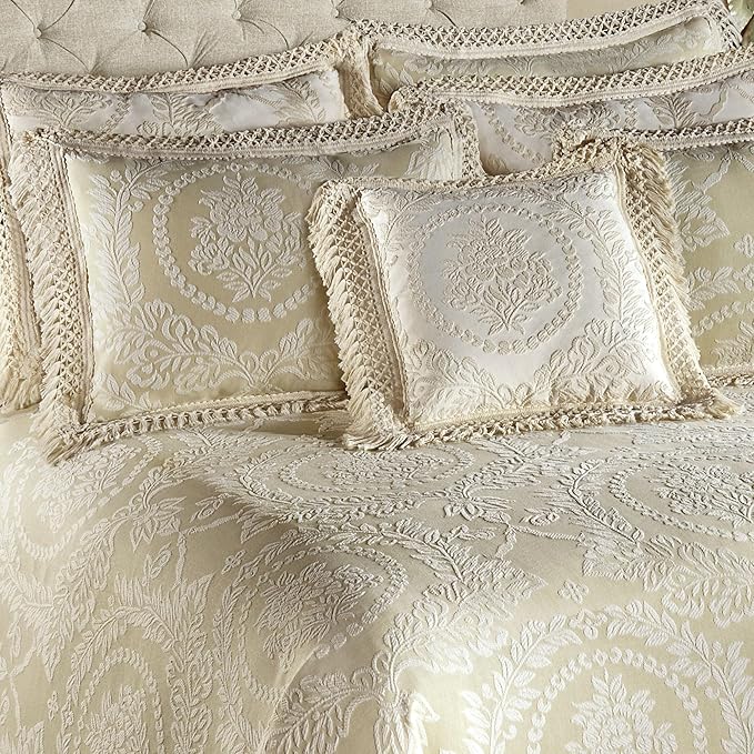 Timeless Vintage Style Bedding | Neutral Sage and Ecru | Textured Matelasse - Image 3
