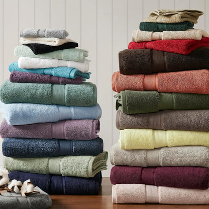 madison park 800gsm 100% cotton bathroom bath towel on a desk or shelf