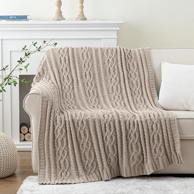 Battilo Light Grey Throw Blanket - Image 2